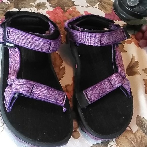 Teva Shoes - Teva sandals